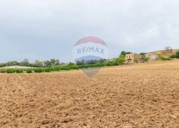 Vista dell\'acqua - Terreno agricolo cda bongiovanni sp 34, Caltagirone - foto 10