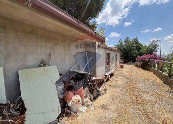 Terrazza - Casa semi indipendente cda ladroni
 
sn, Caltanissetta - foto 8