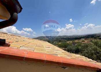 Vista delle montagne - Casa semi indipendente cda ladroni
 
sn, Caltanissetta - foto 29