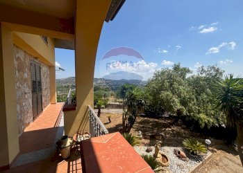 Balcone - Casa semi indipendente cda ladroni
 
sn, Caltanissetta - foto 43