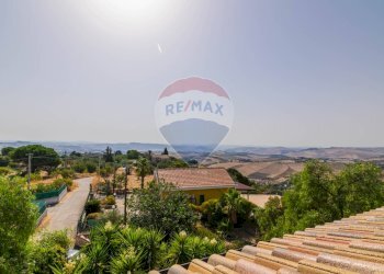 Edificio all\'aperto - Casa semi indipendente cda ladroni
 
sn, Caltanissetta - foto 47