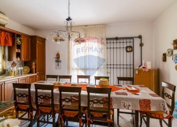 Sala da pranzo - Casa semi indipendente cda ladroni
 
sn, Caltanissetta - foto 82