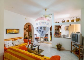 Soggiorno - Casa semi indipendente cda ladroni
 
sn, Caltanissetta - foto 86