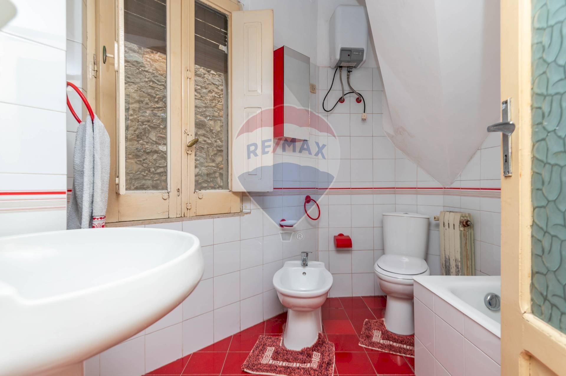 Bagno - Casa indipendente Via Francesco Mangione
 
9, San Michele di Ganzaria - foto 3