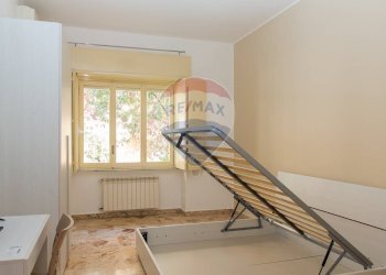 Camera / camera da letto - Non-buildable land Via Salvatore Paola
 
8, Catania - photo 10