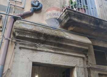 Edificio all\'aperto - Trilocale Via Di Bernardo
 
2, Caltagirone - foto 36