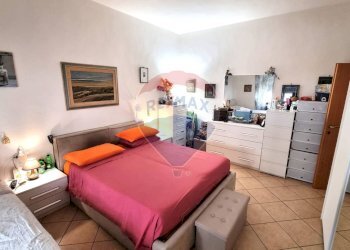 Camera / camera da letto - Bilocale Viale Fattori
 
16, Cecina - foto 6