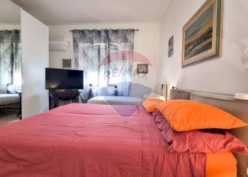 Camera / camera da letto - Bilocale Viale Fattori
 
16, Cecina - foto 8