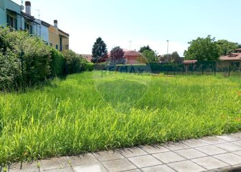 Giardino - Villa via roggia molinara
 
28, Biandrate - foto 7