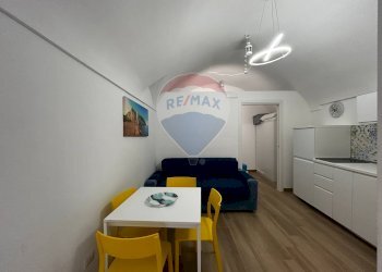 interno - Monolocale Via Nobile
 
12, Vieste - foto 3