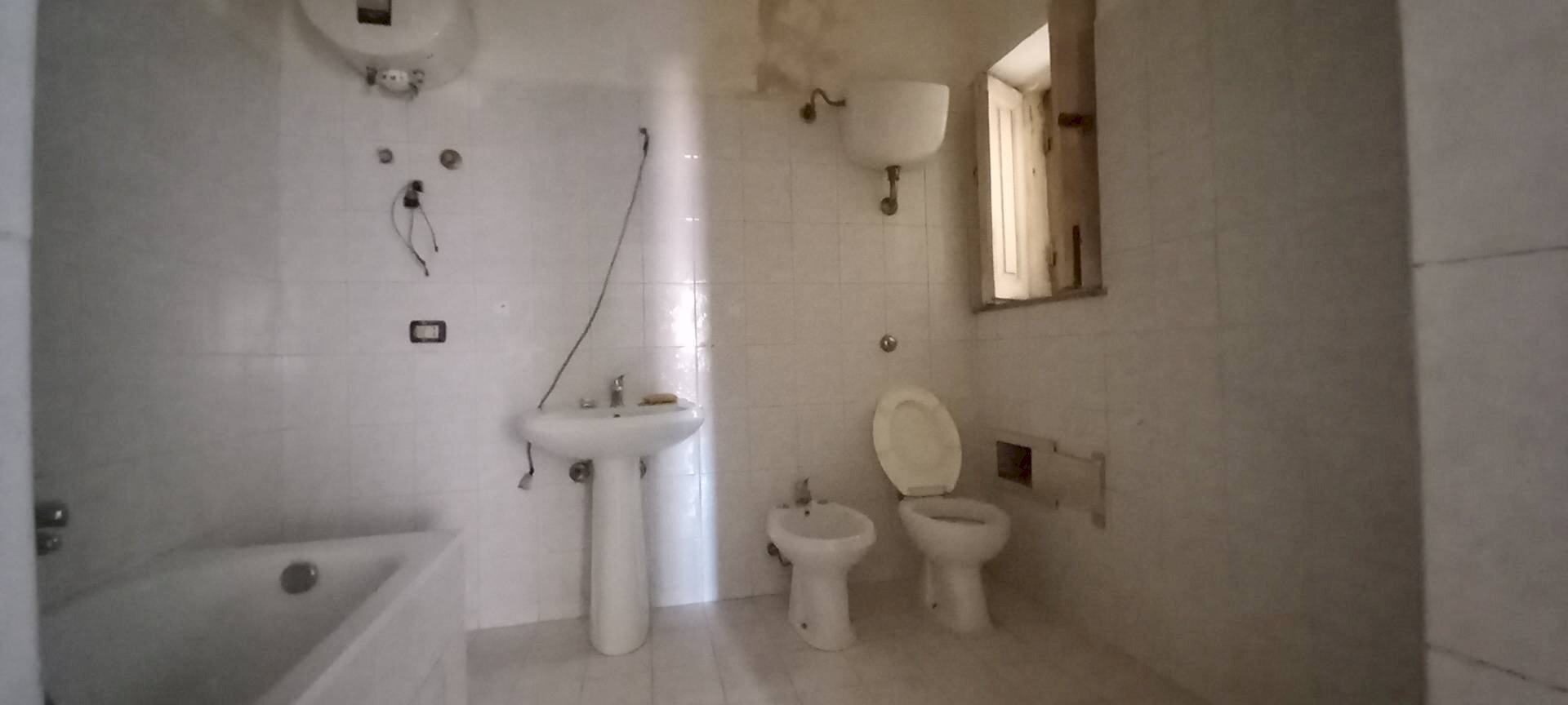 Foto 3 - Quadrilocale Via Imbriani
 
2, Rodi Garganico - foto 3