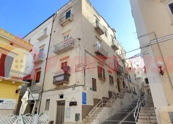 Foto 6 - Quadrilocale Via Imbriani
 
2, Rodi Garganico - foto 6