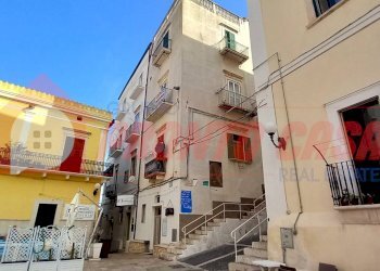 Foto 8 - Quadrilocale Via Imbriani
 
2, Rodi Garganico - foto 8