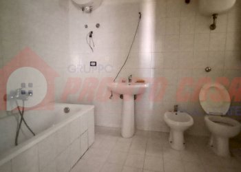 Foto 13 - Quadrilocale Via Imbriani
 
2, Rodi Garganico - foto 13