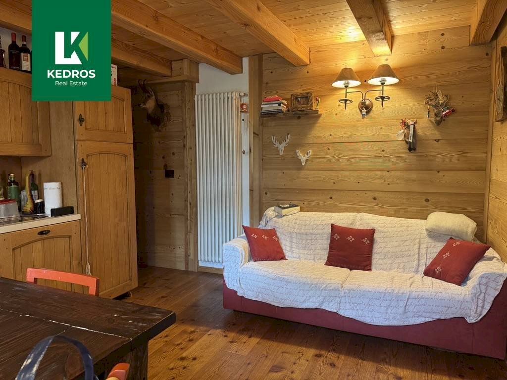 Foto 2 - Trilocale Frazione Villarisson
 
10, La Salle - foto 2