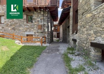 Foto 12 - Trilocale Frazione Villarisson
 
10, La Salle - foto 12