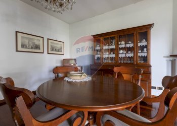 Sala da pranzo - Villa via Papa Giovanni XXIII
 
56, Lonate Pozzolo - foto 9