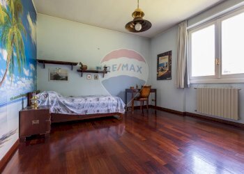 Camera / camera da letto - Villa via Papa Giovanni XXIII
 
56, Lonate Pozzolo - foto 20