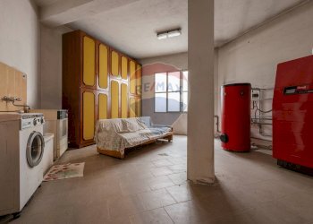 Camera / camera da letto - Villa via Papa Giovanni XXIII
 
56, Lonate Pozzolo - foto 32