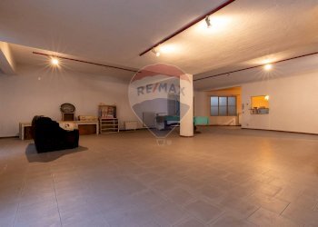 Stanza vuota - Villa via Papa Giovanni XXIII
 
56, Lonate Pozzolo - foto 33