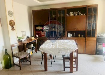 Sala da pranzo - Appartamento Via Cesare Terranova
 
15, Ragusa - foto 4