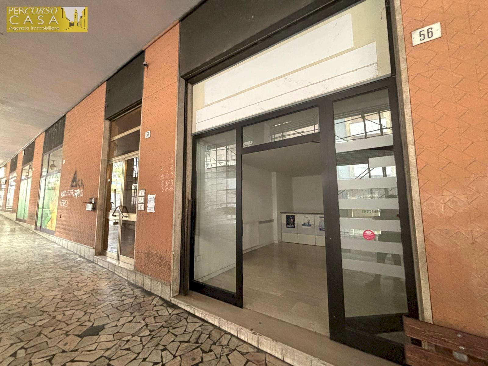 Foto 3 - Locale Commerciale Via G. Pannella
 
56, Teramo - foto 3