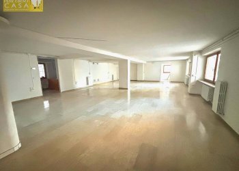 Foto 1 - Locale Commerciale Via G. Pannella
 
56, Teramo - foto 1