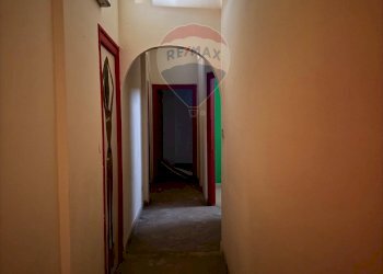 Hall / corridoio - Locale Commerciale Via Isidoro La Lumia
 
98, Palermo - foto 8