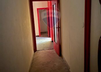 Hall / corridoio - Locale Commerciale Via Isidoro La Lumia
 
98, Palermo - foto 11