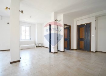 Stanza vuota - Appartamento Via Belgrado
 
12, Cagliari - foto 1