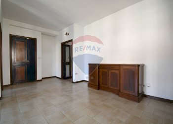 Stanza vuota - Appartamento Via Belgrado
 
12, Cagliari - foto 2
