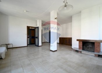 Soggiorno - Appartamento Via Belgrado
 
12, Cagliari - foto 4