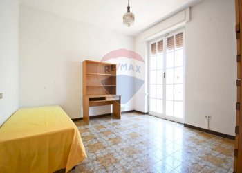 Camera / camera da letto - Appartamento Via Belgrado
 
12, Cagliari - foto 16