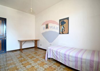 Camera / camera da letto - Appartamento Via Belgrado
 
12, Cagliari - foto 22