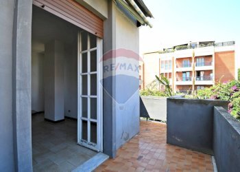 Balcone - Appartamento Via Belgrado
 
12, Cagliari - foto 25