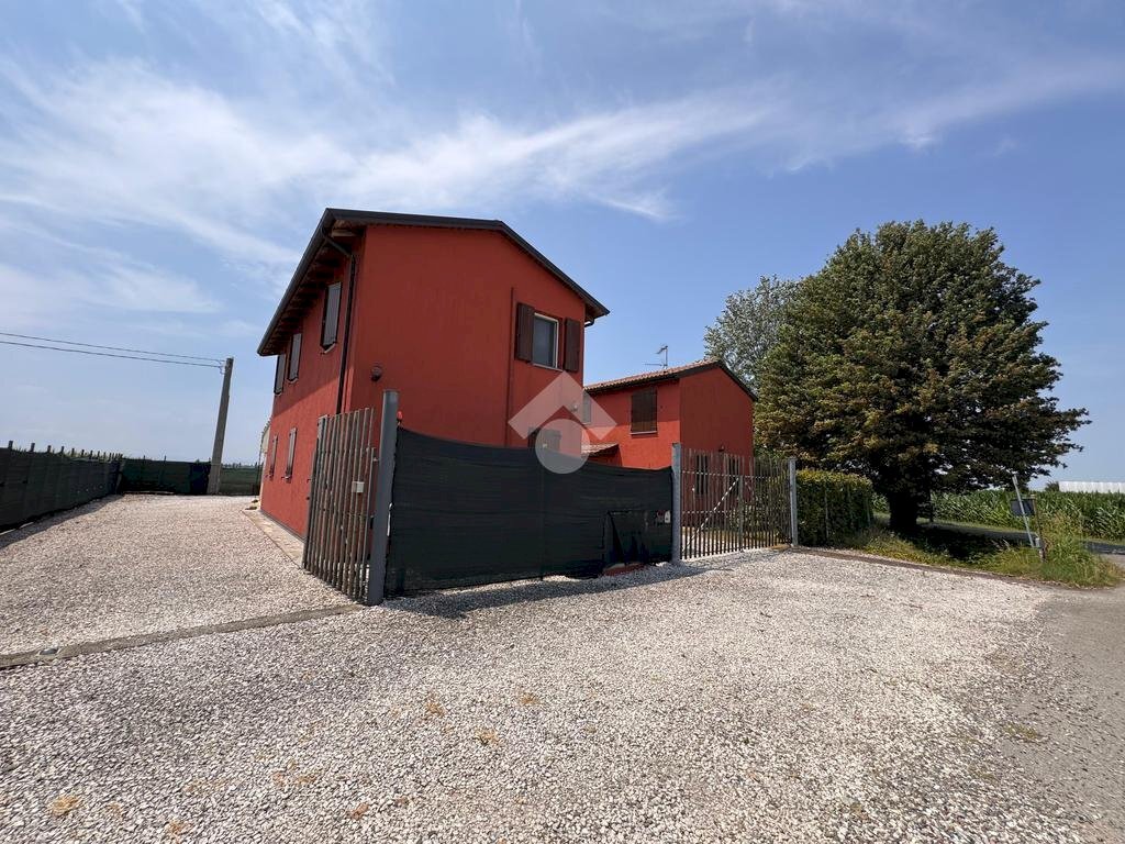 Casa indipendente Via Sgualdrara, San Giovanni in Persiceto - foto 1