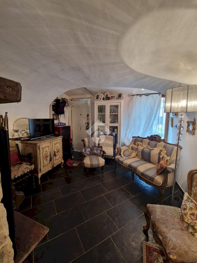 Four-room apartment Via Case Soprane, Molini di Triora - photo 3