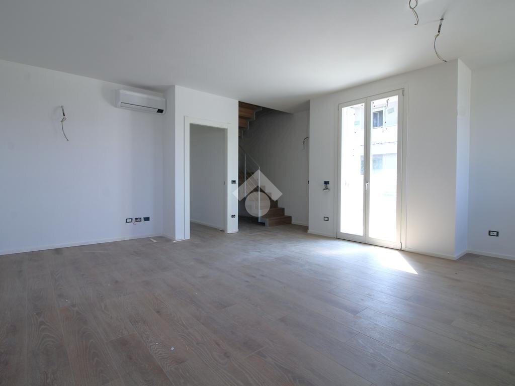 Porzione di casa Via Riscossa, Rio Saliceto - foto 3