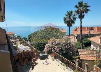 Foto 19 - Trilocale via Bonfante
 
10, Cipressa - foto 19