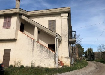 Foto 6 - Stable - Palace Loc. Grasciano Via Belvedere
4, Notaresco - photo 6