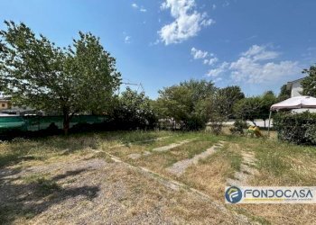 area privata uso posti auto - Three-room apartment 13, Palazzolo sull'Oglio - photo 20