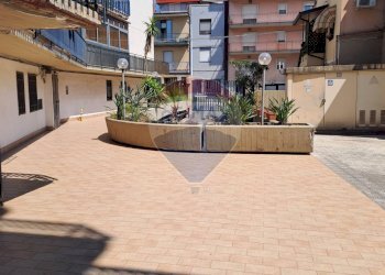 Cortile condominiale - Quadrilocale via Luigi Negrelli
 
71, Catania - foto 19