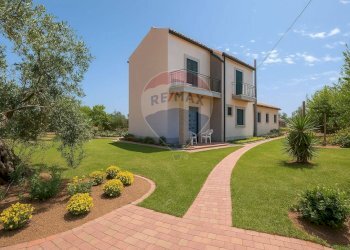 Casa all\'aperto - Villa Contrada Piano Stella
 
snc, Caltagirone - foto 4