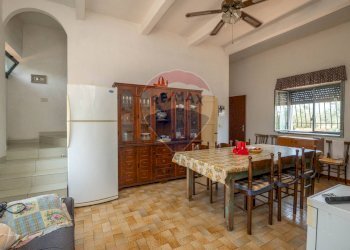 Sala da pranzo - Villa Contrada Piano Stella
 
snc, Caltagirone - foto 9