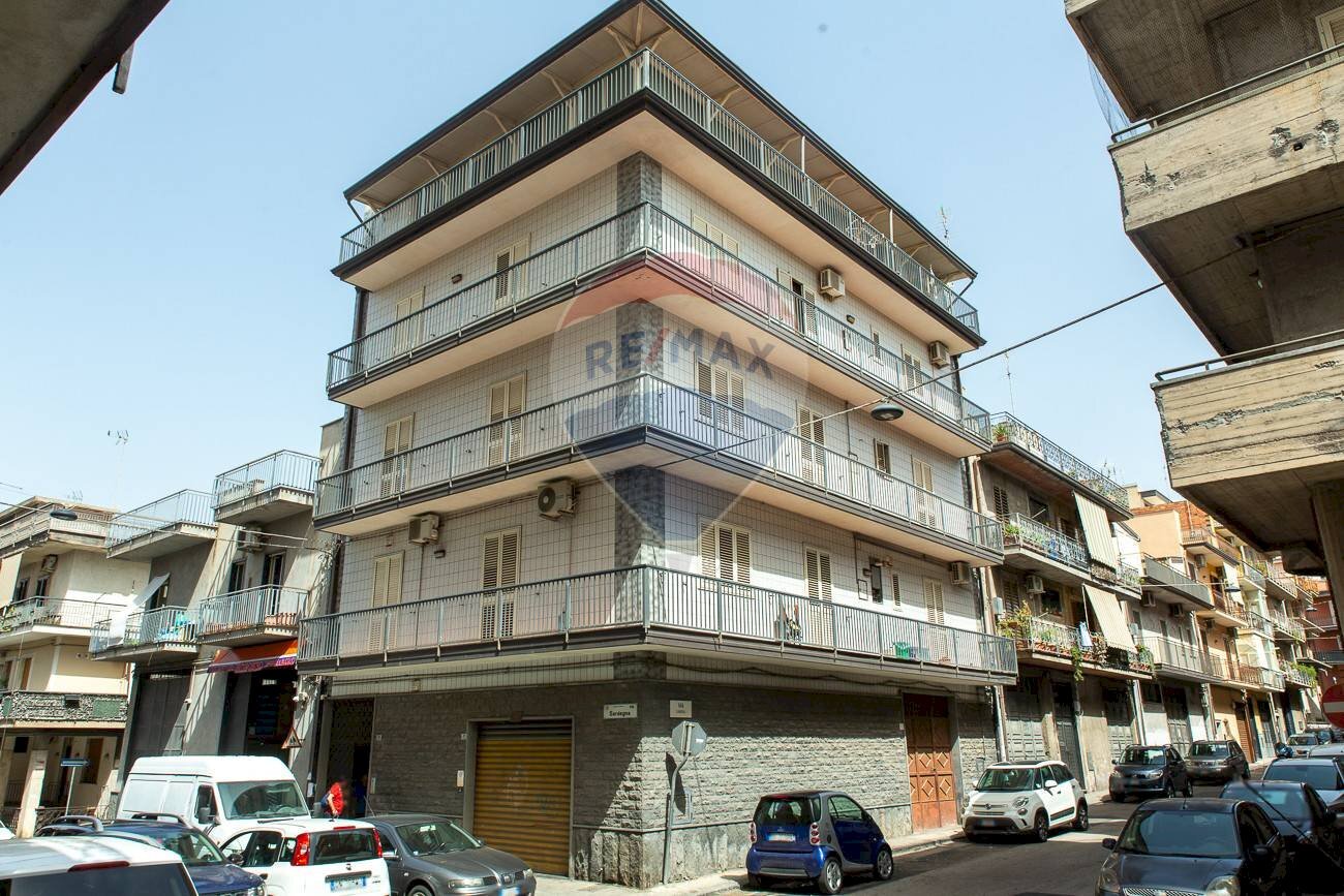 Edificio all\'aperto - Appartamento via sardegna
 
25, Paterno - foto 1