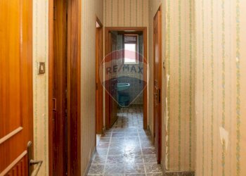 Hall / corridoio - Appartamento via sardegna
 
25, Paterno - foto 20