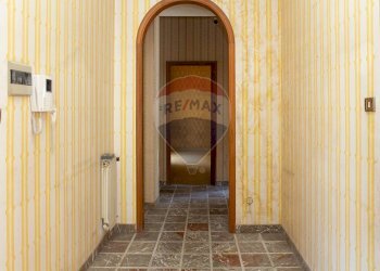 Hall / corridoio - Appartamento via sardegna
 
25, Paterno - foto 26