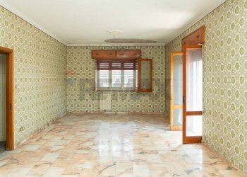 Stanza vuota - Appartamento via sardegna
 
25, Paterno - foto 3