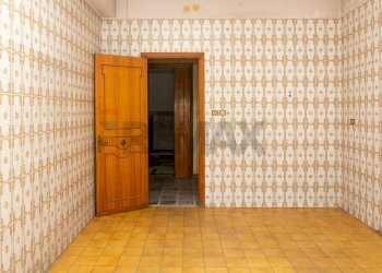 Stanza vuota - Appartamento via sardegna
 
25, Paterno - foto 7