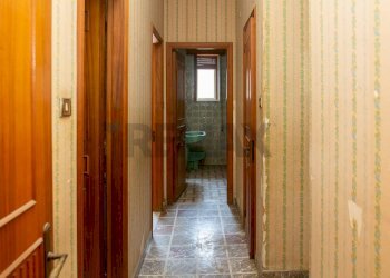 Hall / corridoio - Appartamento via sardegna
 
25, Paterno - foto 16